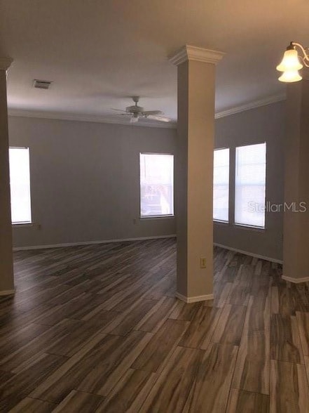 Building Photo - 220 Villa Di Este Terrace