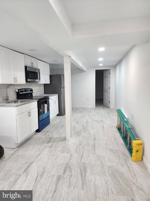Foto del edificio - 927 Farragut St