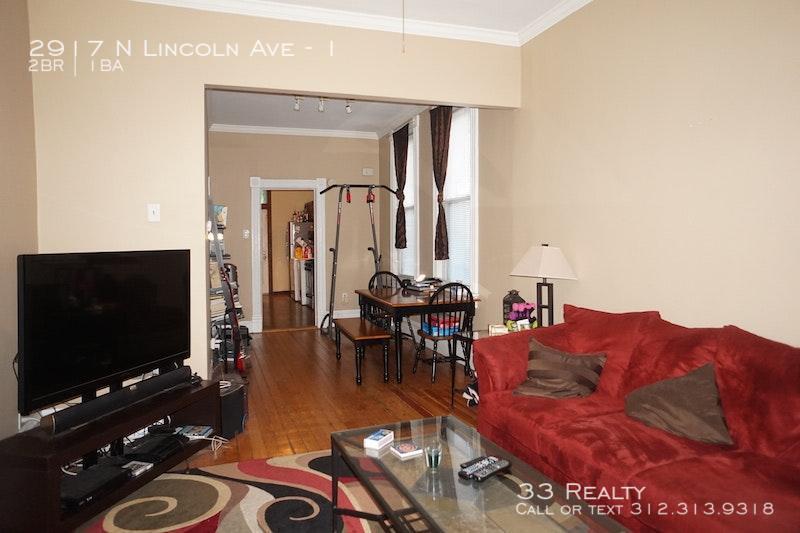 Primary Photo - 2 Bedroom + Den Apartment in Lakeview