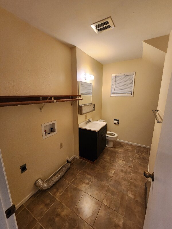 Foto del edificio - 1214 E 3rd St