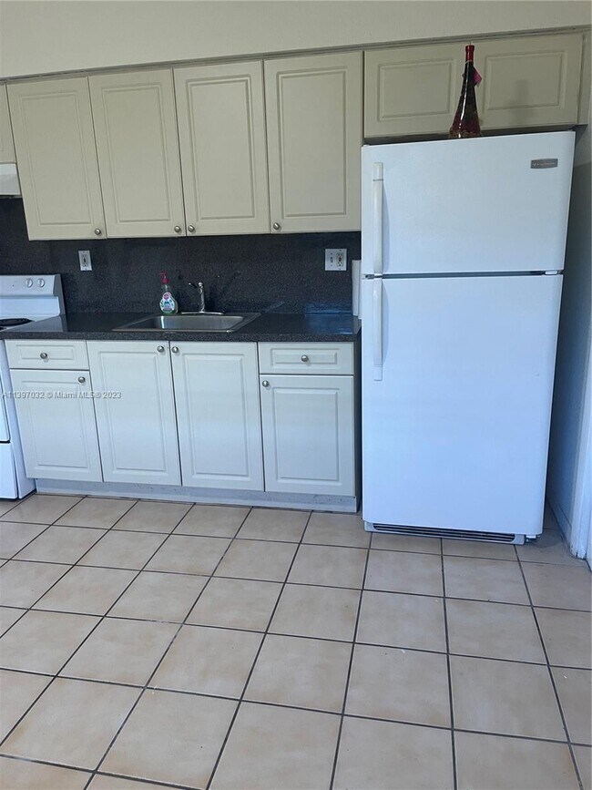 17242 SW 94th Ave, Palmetto Bay, FL 33157 House Rental in Palmetto