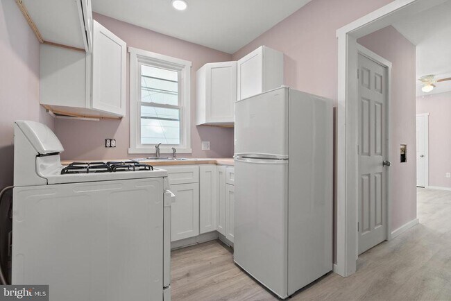 Foto del edificio - 309 N Oxford Ave