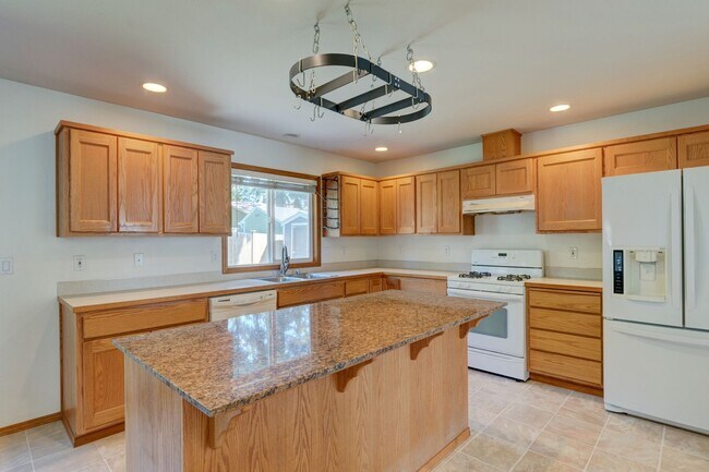 Foto del edificio - 594 SW Regency Dr