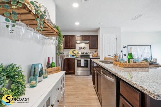 Building Photo - 7632 Mailes Ct