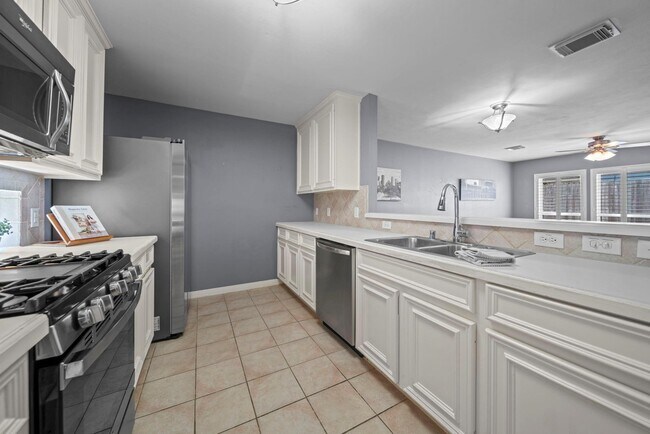 Foto del edificio - 1523 Cook St