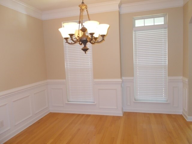 Building Photo - 5028 Shadow Pine Drive