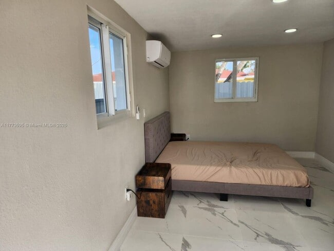 Building Photo - 20731 SW 117th Ave
