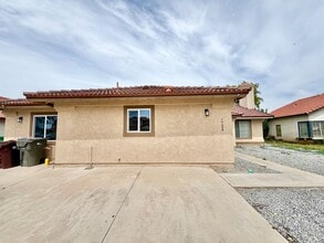 Building Photo - 24688 Rugby Ln