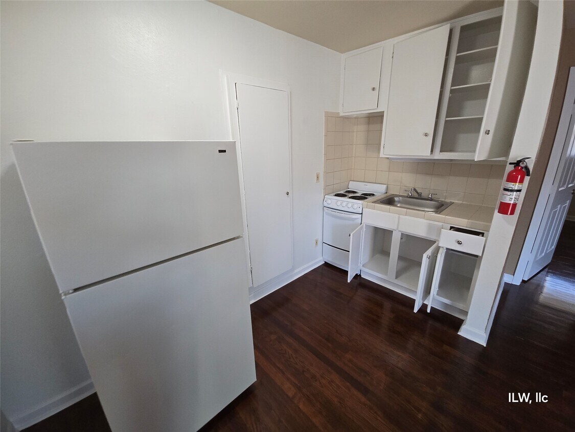 Foto del edificio - 301 Avondale St