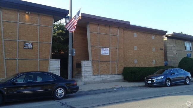 Building Photo - 6945 Stanley Ave