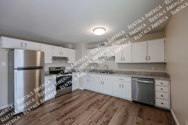 Foto del edificio - Newly Remodeled 3 bedroom home in Glendale!