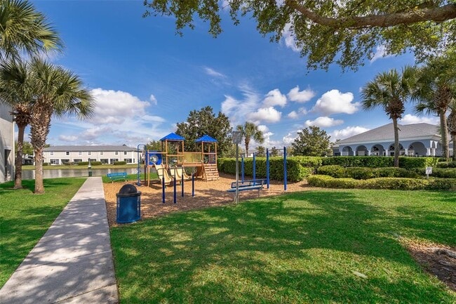 Foto del edificio - 9437 Flowering Cottonwood Rd