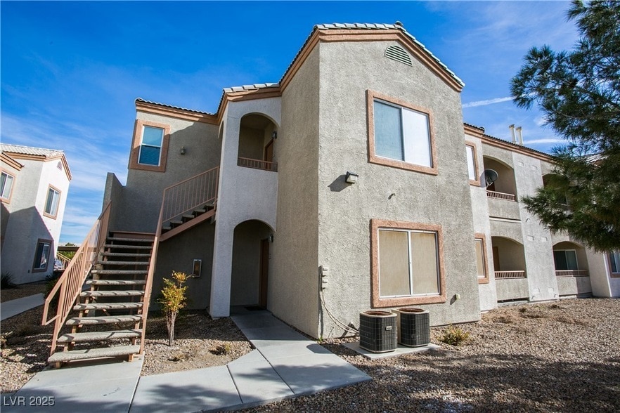 Primary Photo - 4655 Gold Dust Ave