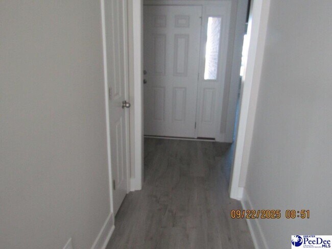 Foto del edificio - 3722 Blevin St
