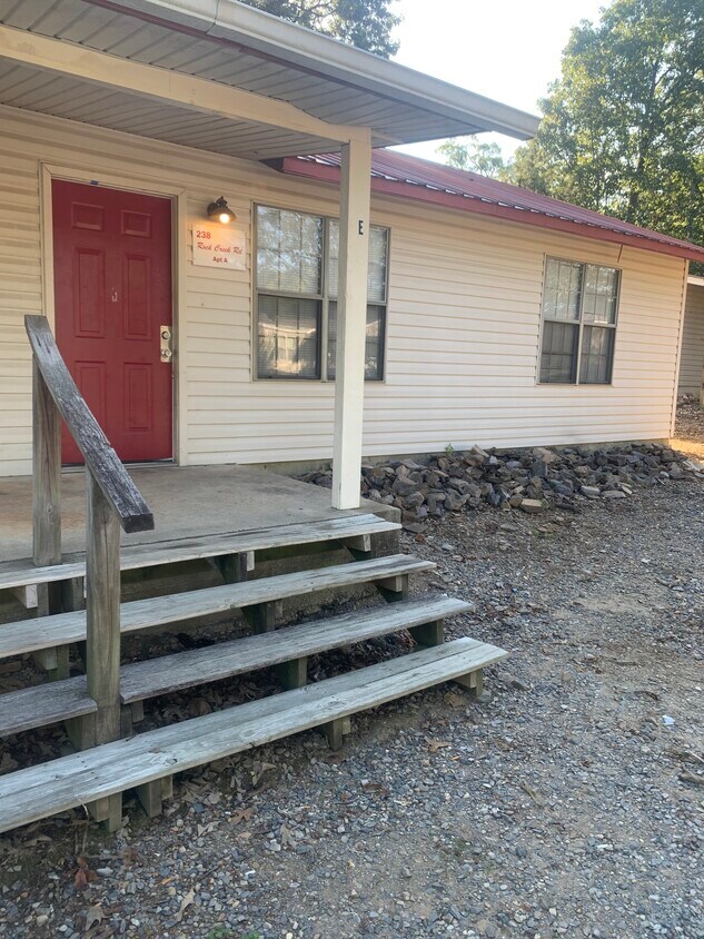 Primary Photo - 238 Rock Creek Rd