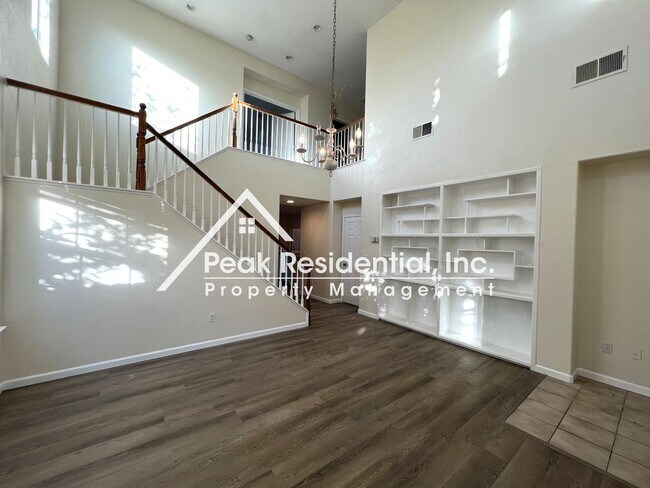 Building Photo - 4 br, 3 bath House - 9329 Channel Islands St