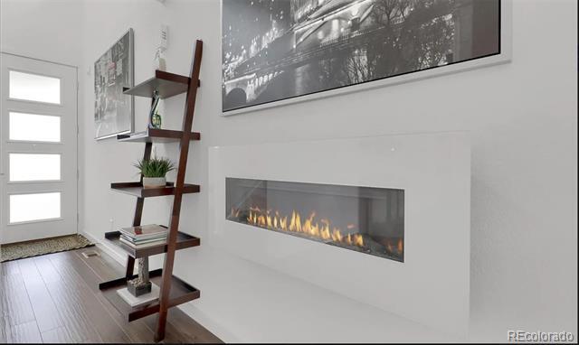 Foto del edificio - 10859 Touchstone Loop