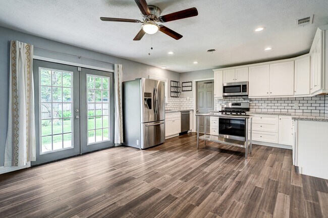 Foto del edificio - 7011 Neff St