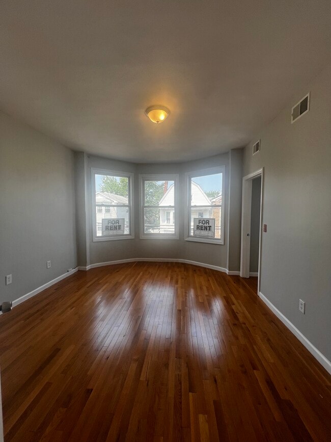 BEDROOM #1 - 81 2nd St