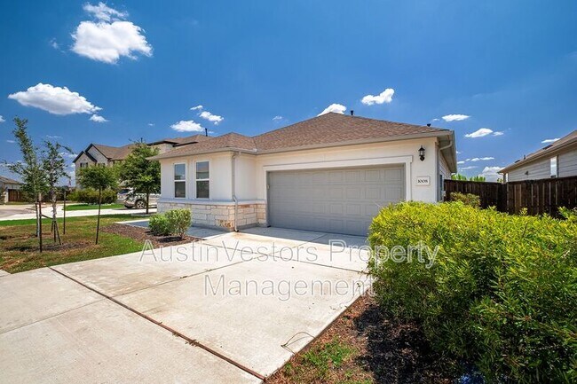 Building Photo - 1008 Moose Rd