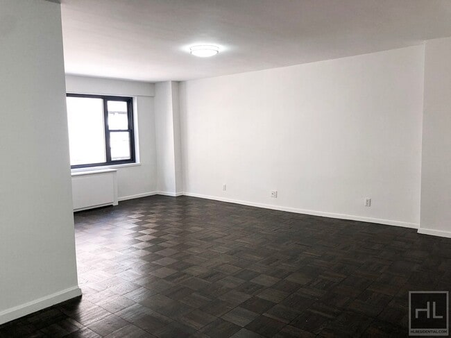 Foto del edificio - EAST 56 STREET