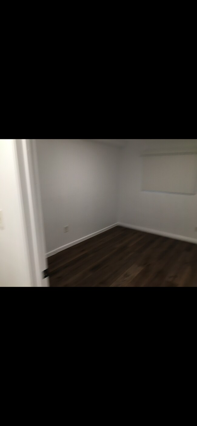 Bedroom - 1756 N Alexandria Ave