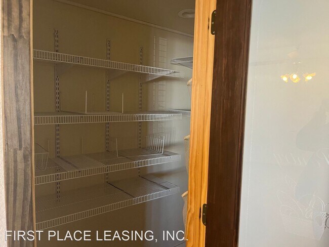 Foto del edificio - 3 br, 2 bath House - 208 S. Globe Ave.