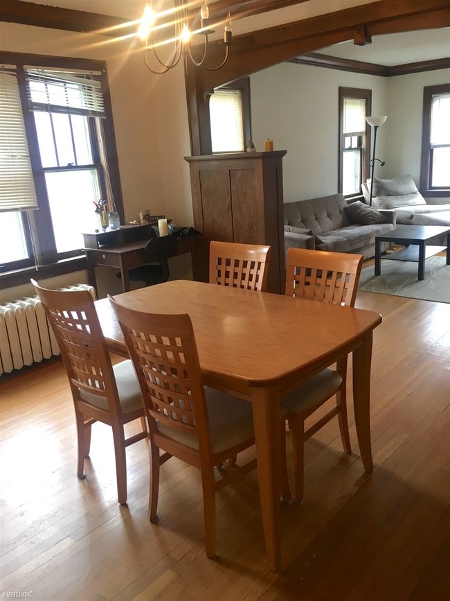 Building Photo - 2 br, 1 bath  - 1696 Hague Ave 3