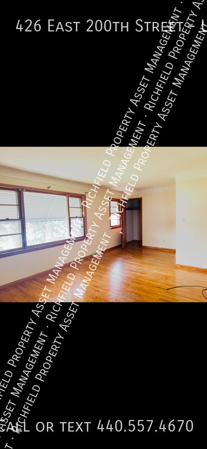 Building Photo - 426 E 200th St