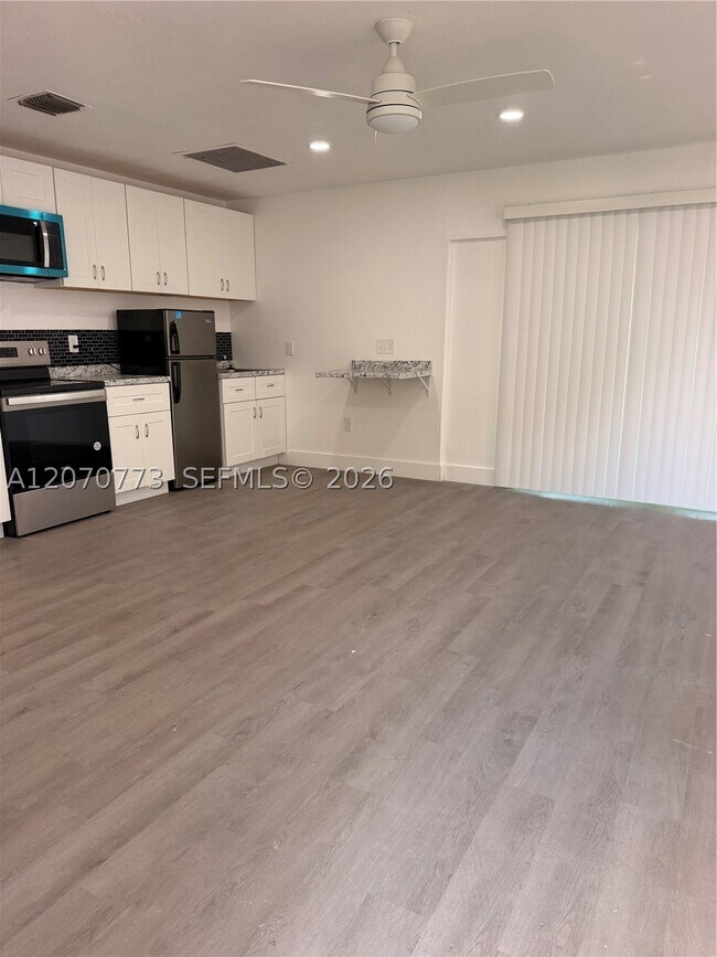 Foto del edificio - 165 SW 5th St
