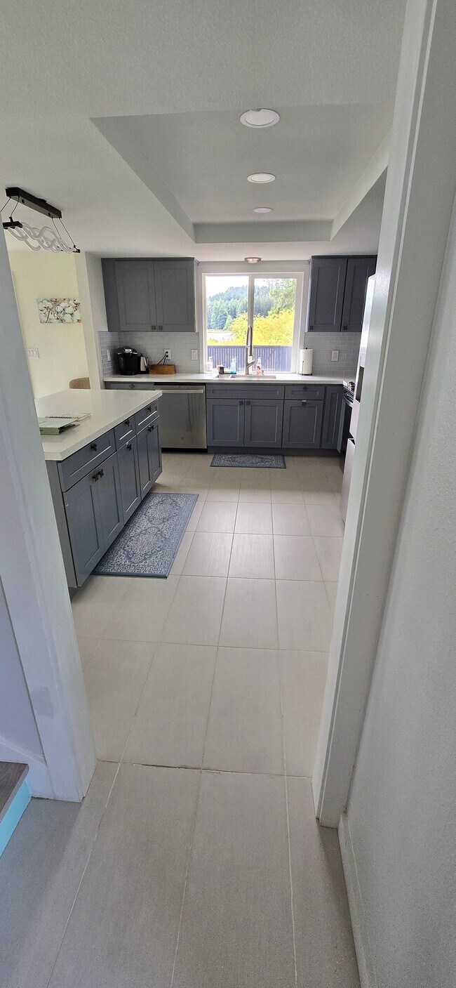 Foto del edificio - 191 NE Lynnwood Beach Rd