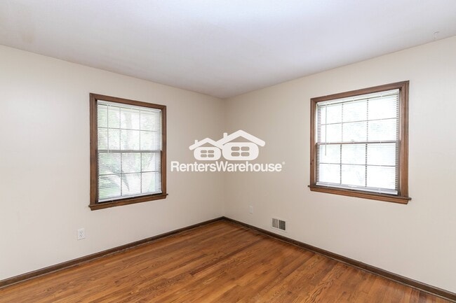 Building Photo - 6425 Blue Ridge Blvd