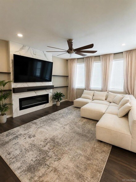 Foto del edificio - 4733 Trails Edge Ln
