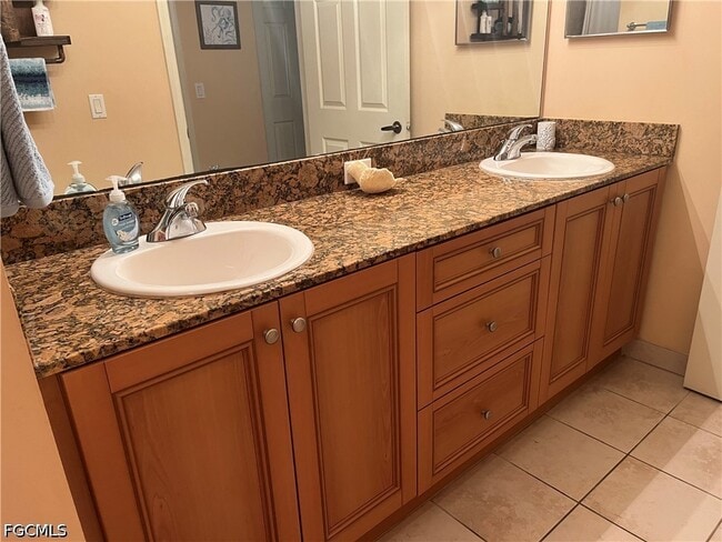 Building Photo - 10110 Villagio Palms Way