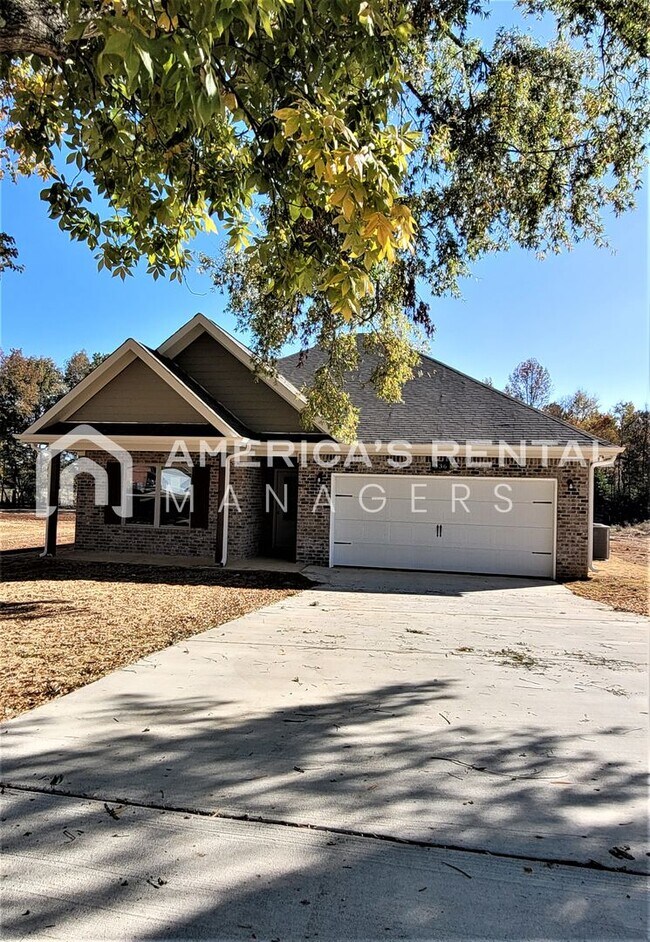 Foto del edificio - Home for Rent in Hazel Green, AL!!! Reduced Price!!