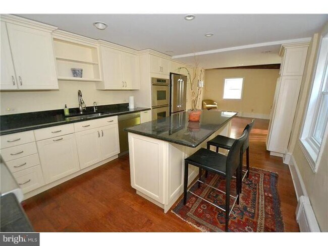 Foto del edificio - 753 S Warnock St