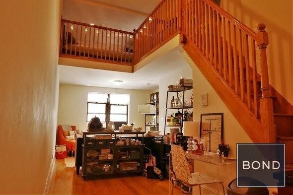 Foto del edificio - 255 W 75th St