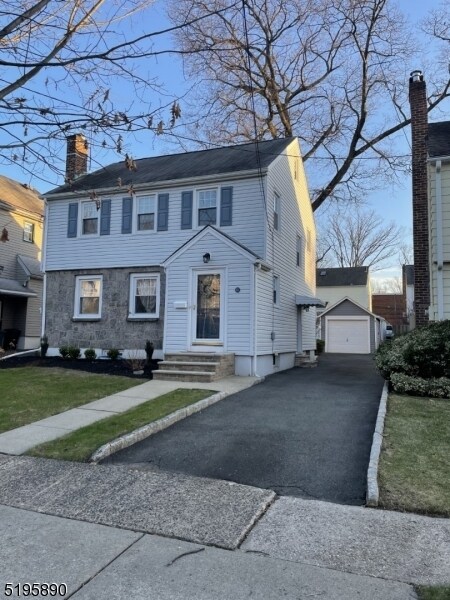 Building Photo - 171 Whittle Ave