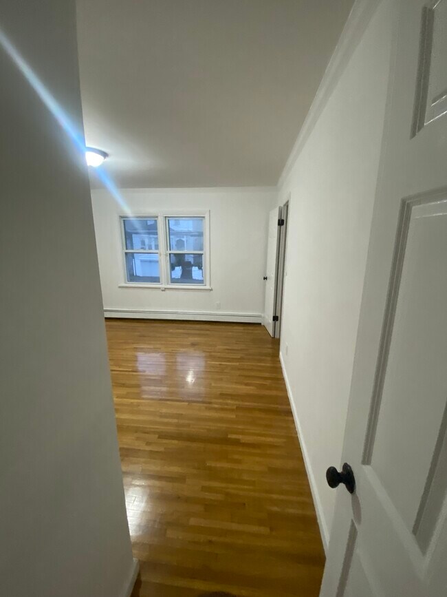 3rd Bed - 21 Howard St