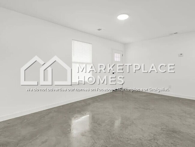 Foto del edificio - 3532 Christine Rd