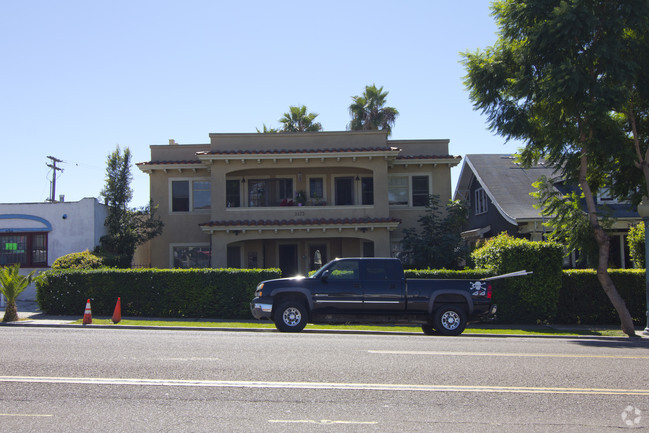 Building Photo - 2473 Market St