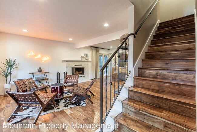 Building Photo - 4 br, 4 bath House - 265 Woodland Drive