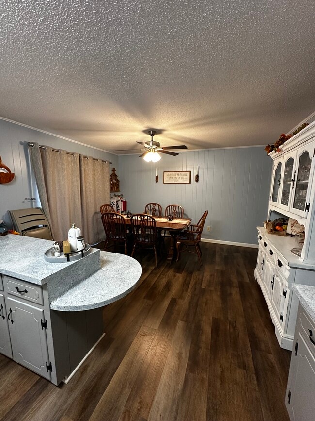 Foto del edificio - 4654 US-70