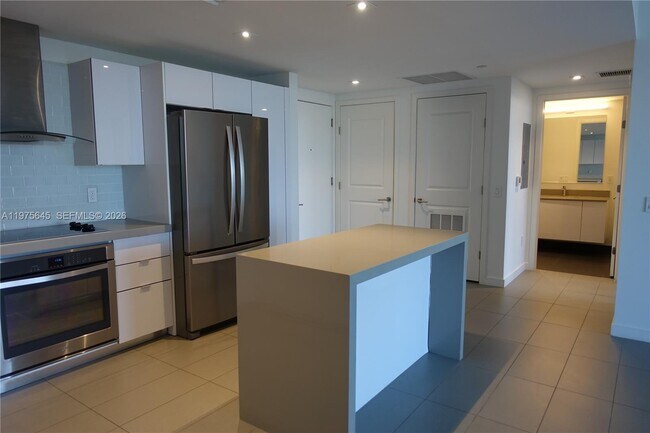 Foto del edificio - 1600 NE 1st Ave