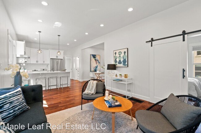 Foto del edificio - 3 br, 3 bath House - 1009 E Thomas Street