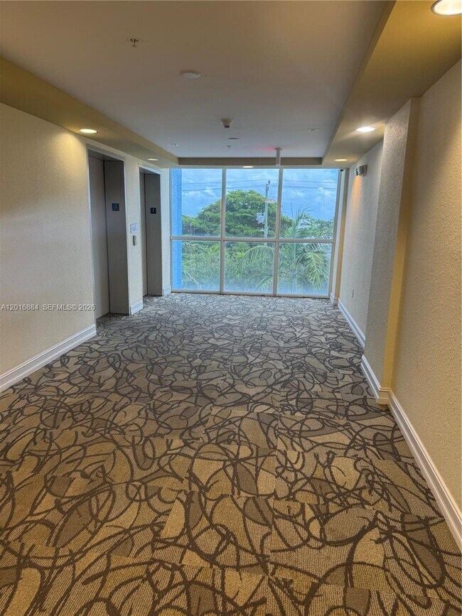 Foto del edificio - 1555 N Treasure Dr