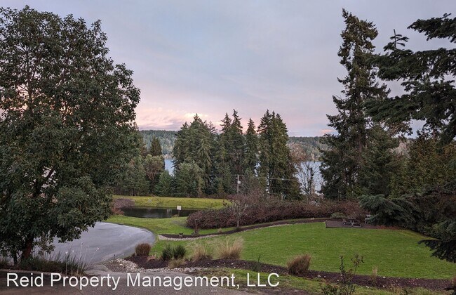 Foto del edificio - 4 br, 3.5 bath House - 6157 Oceanside PL NE
