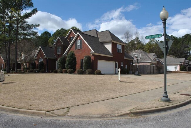 Foto del edificio - 8643 Hearthstone Dr