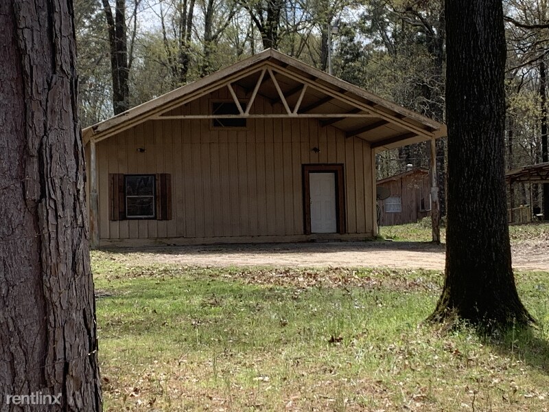 Primary Photo - 3 br, 1 bath House - 163 White Oak Rd.