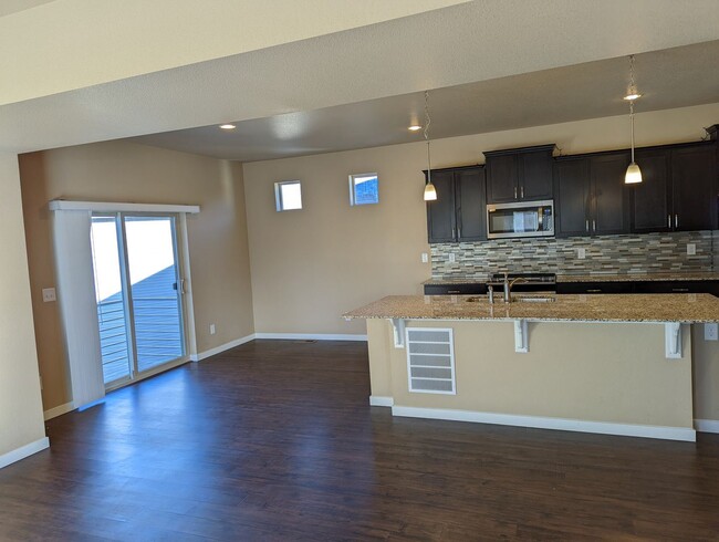 Foto del edificio - 3 br, 2.5 bath House - 9565 Timberlake Loop